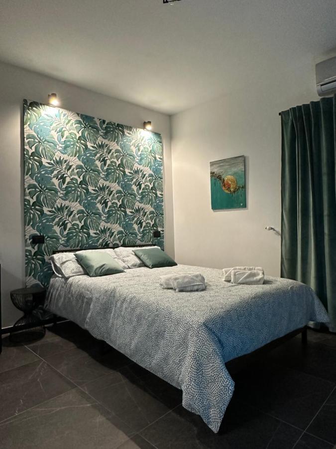 Olinad Rooms กัสเตลบูโอโน ภายนอก รูปภาพ