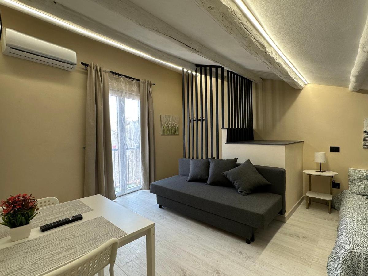 Olinad Rooms กัสเตลบูโอโน ภายนอก รูปภาพ
